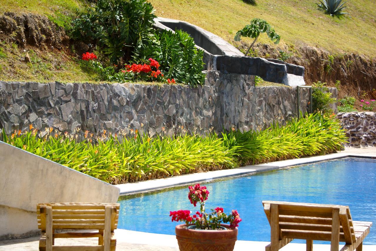 Hotel Vida Aventura Ranch Tanques Exterior foto